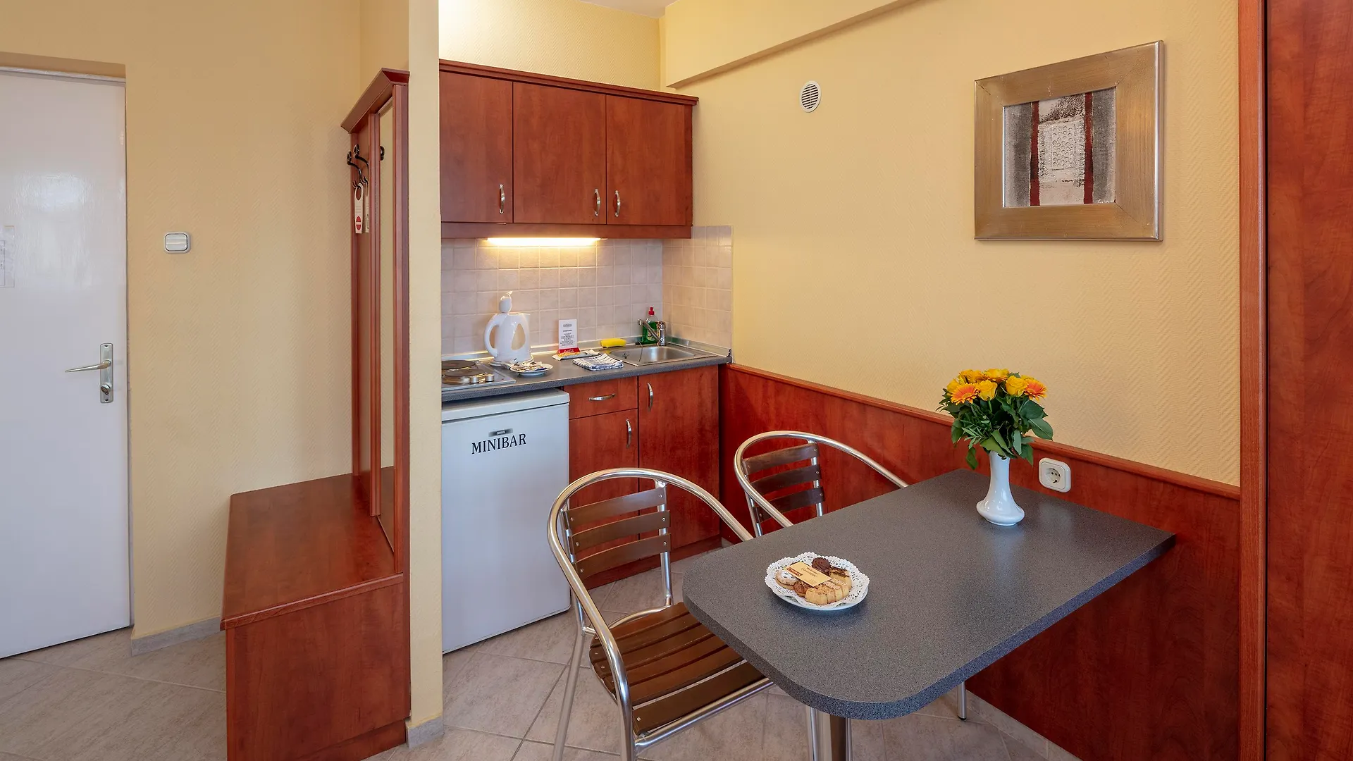 Hotel Charles Budapest Aparthotel