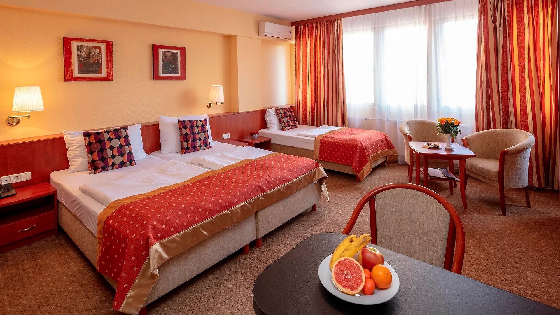 Hotel Charles Budapest Aparthotel