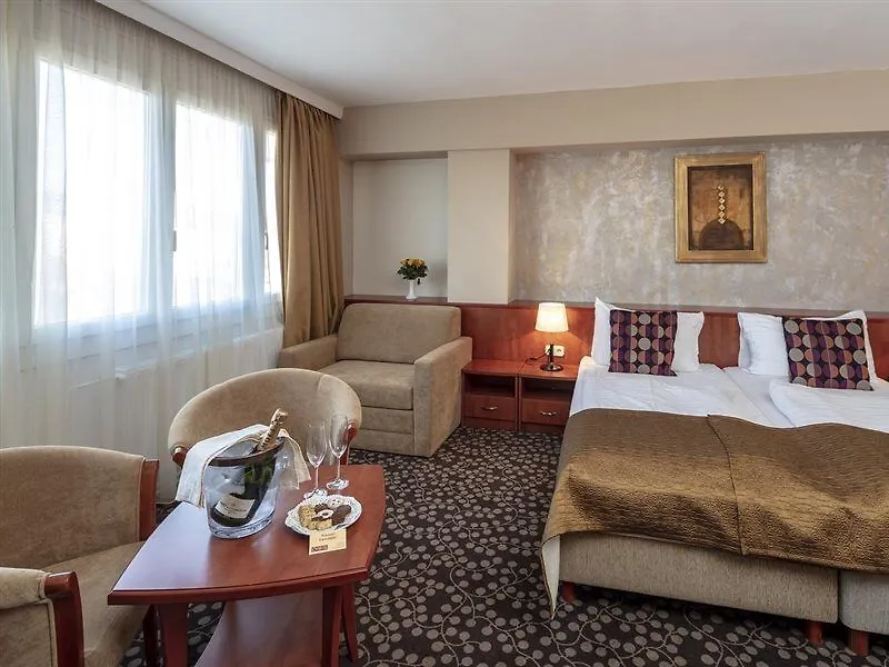 Hotel Charles Budapest