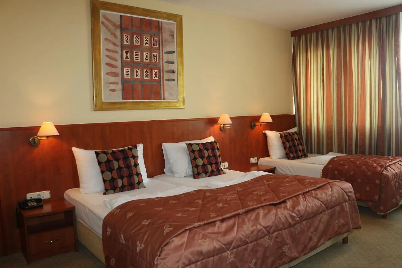Hotel Charles Budapest