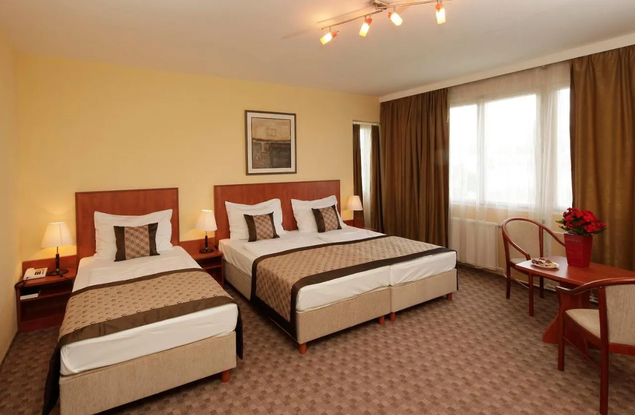 Hotel Charles Budapest Aparthotel