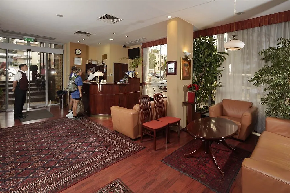 Hotel Charles Budapest Aparthotel